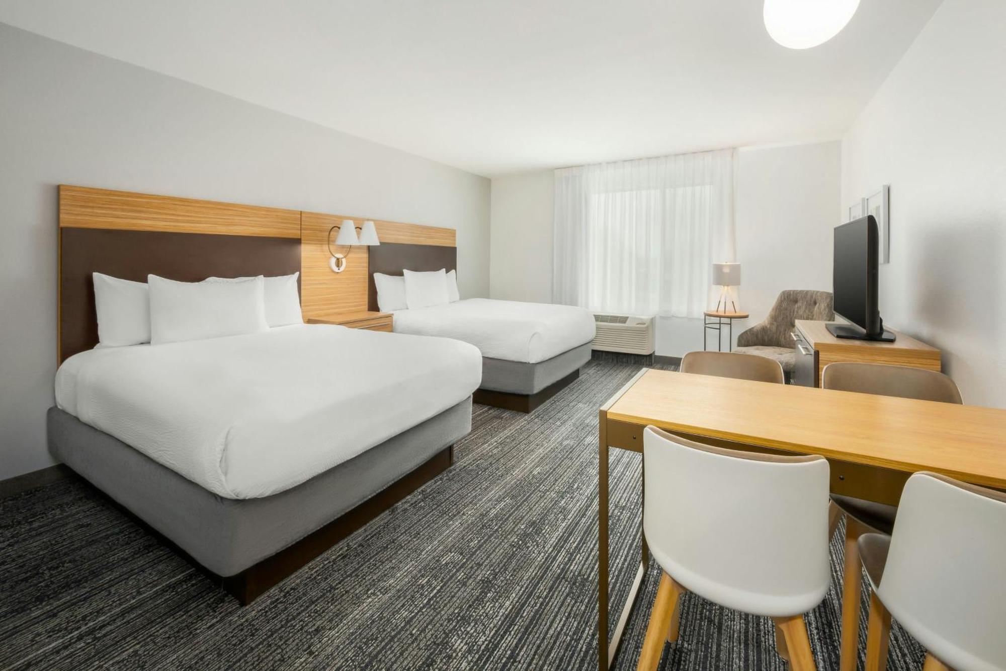 Towneplace Suites By Marriott Montgomery Eastchase Экстерьер фото