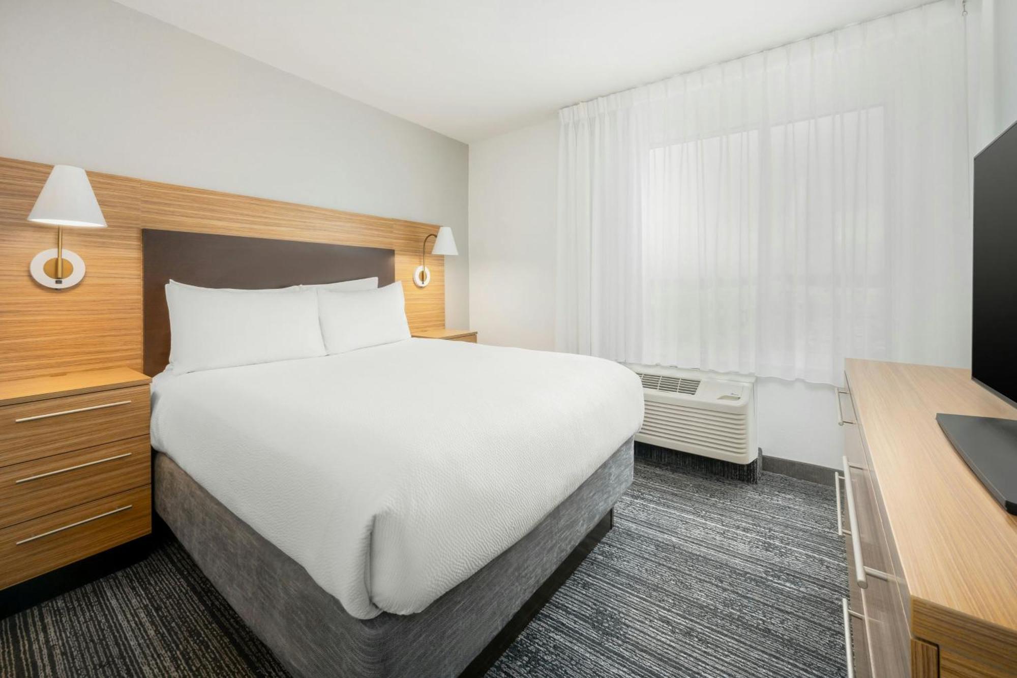 Towneplace Suites By Marriott Montgomery Eastchase Экстерьер фото
