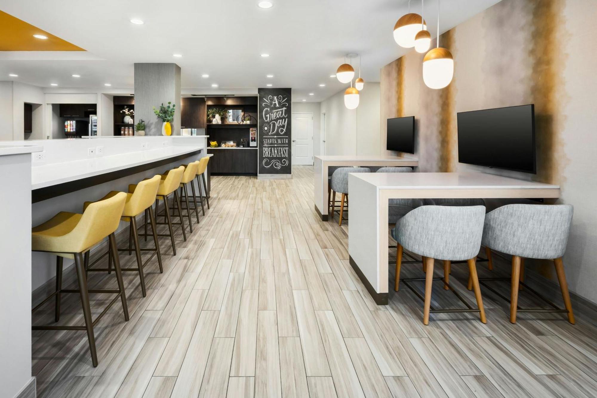 Towneplace Suites By Marriott Montgomery Eastchase Экстерьер фото